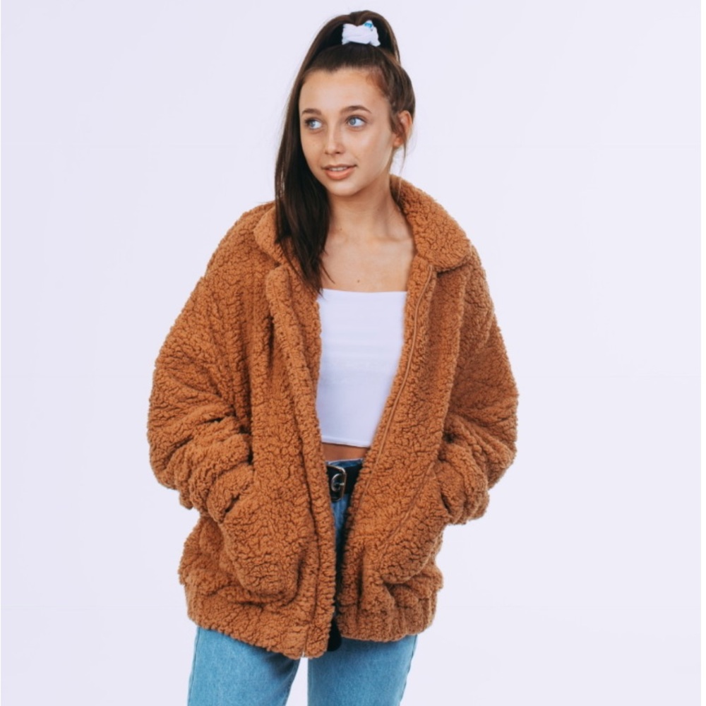 emma chamberline teddy bear brown fluffy jacket